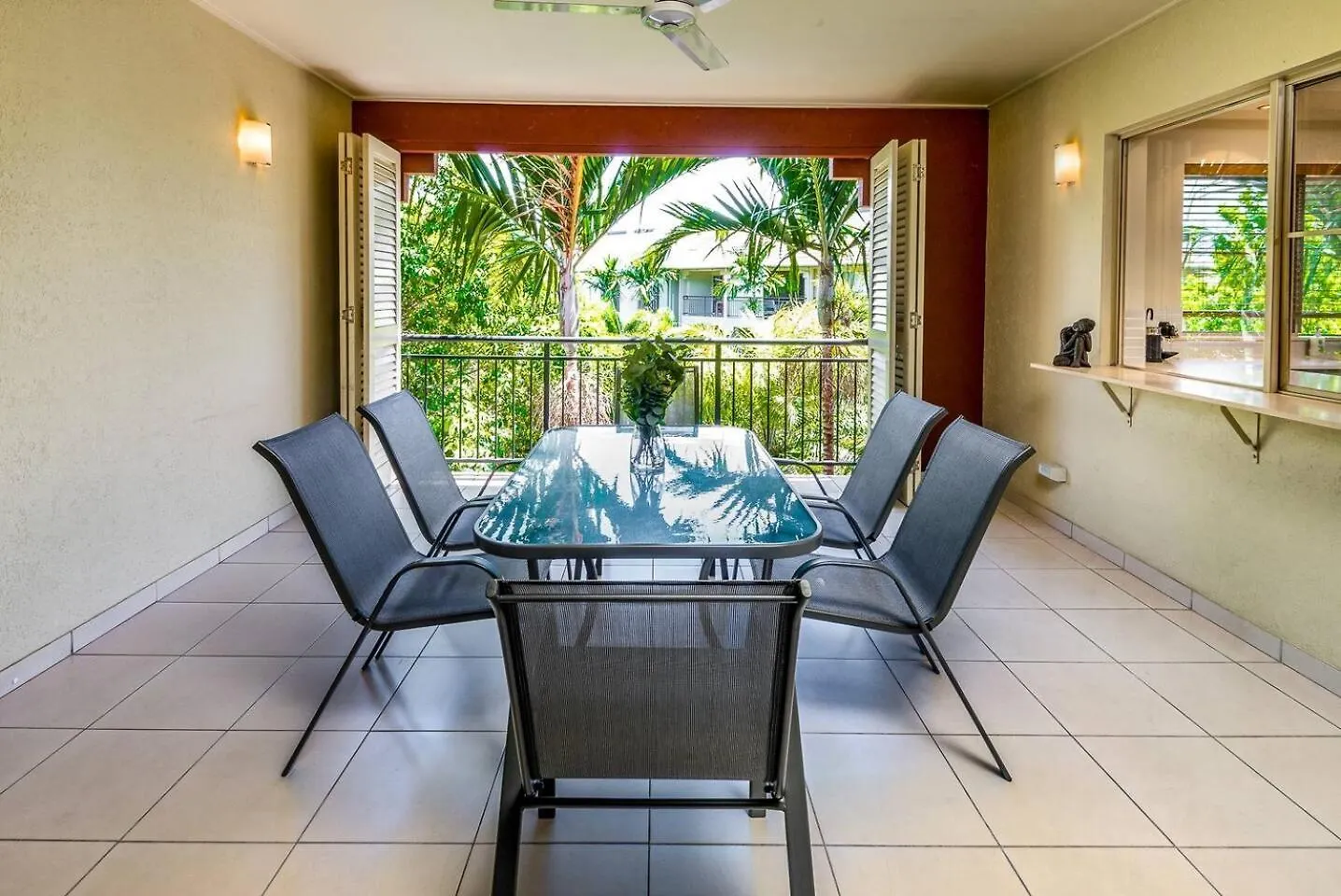 Appartement Postcard Perfect - Cairns Nine Pool Tropical Oasis à Westcourt